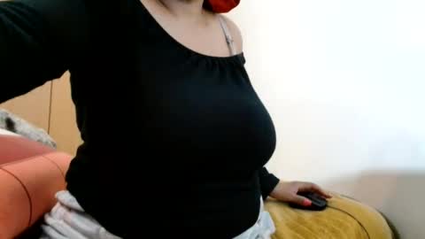 Snapshot of xxxbustybabe27x chatting on 27, 5, 2026 Ayanda online show from 27, 5, 2026