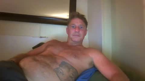 Snapshot of xxxelentdick chatting on 22, 7, 2026 deeeeznutz online show from 22, 7, 2026