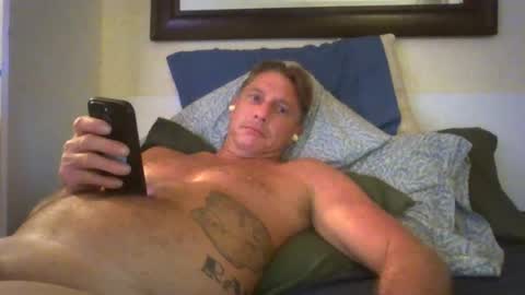 Snapshot of xxxelentdick chatting on 28, 7, 2026 deeeeznutz online show from 28, 7, 2026