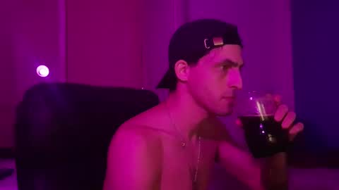 Snapshot of xxxfacu chatting on 16, 1, 2025 xxxfacu online show from 16, 1, 2025