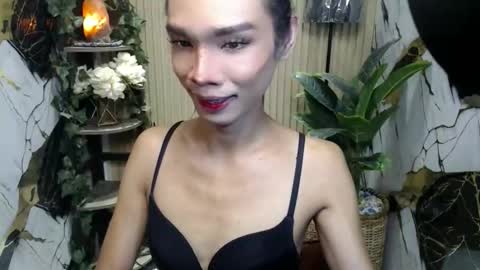 Snapshot of xxxfuckgirlyumsxxx chatting on 21, 12, 2025 Your Princess Yums online show from 21, 12, 2025