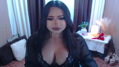 Snapshot of xxxgiganticoliviacummerxxx chatting on 1, 6, 2026 OLIVIA online show from 1, 6, 2026