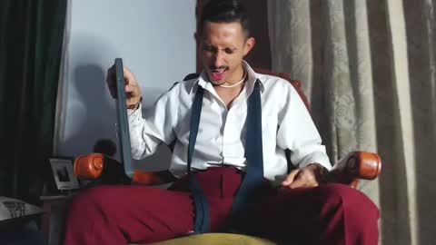 Snapshot of xxxhome_alonexxx chatting on 2, 2, 2025 Kev online show from 2, 2, 2025