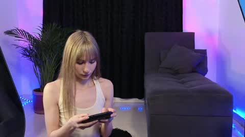 July and Fer online show from 28, 12, 2024