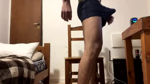 Snapshot of y0ungwithbrowndick chatting on 11, 10, 2025 BROWN DICK online show from 11, 10, 2025