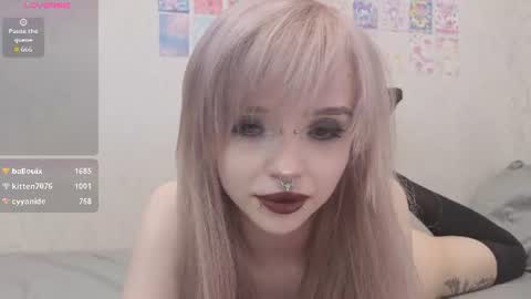 Snapshot of y0urchemicalromance chatting on 24, 7, 2026 y0urchemicalromance online show from 24, 7, 2026