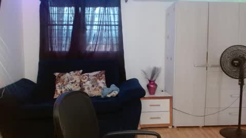 yailyn05 online show from 12, 11, 2025