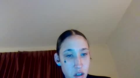 YallFav0rit3couple online show from 2, 4, 2026