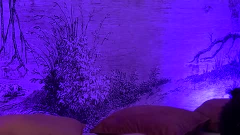 Yamira online show from 9, 4, 2026