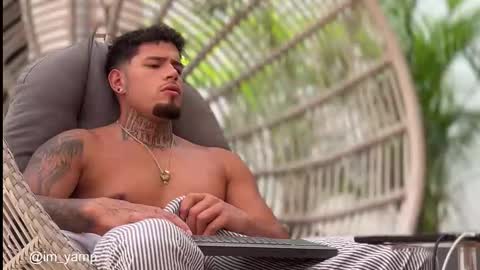 yamp sambrano online show from 13, 3, 2026