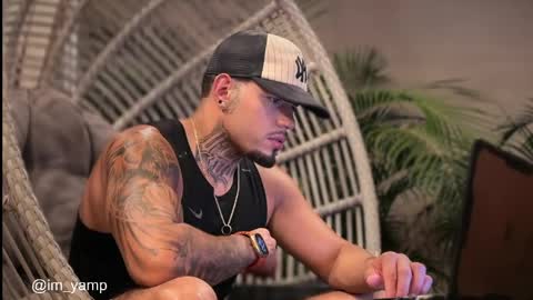 yamp sambrano online show from 24, 3, 2026