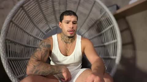 Snapshot of yamp_bigcock chatting on 23, 7, 2026 yamp sambrano online show from 23, 7, 2026