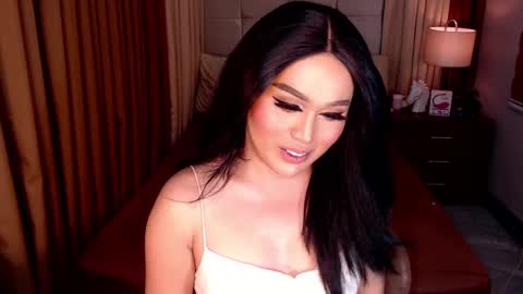 Snapshot of yanny_xoxo chatting on 8, 3, 2025 Allisonn online show from 8, 3, 2025