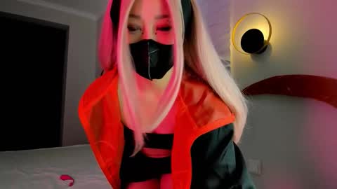 Snapshot of yanyaan chatting on 27, 11, 2025 Yana online show from 27, 11, 2025