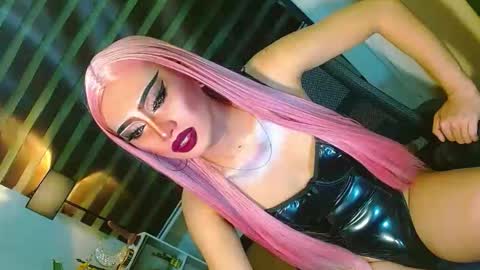 Snapshot of yasii19 chatting on 2, 6, 2026 miss yasii online show from 2, 6, 2026