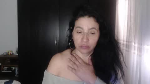 Snapshot of yasmin_love85 chatting on 11, 12, 2024 yasmin_love85 online show from 11, 12, 2024