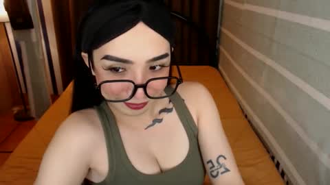 yassiered online show from 2, 2, 2025