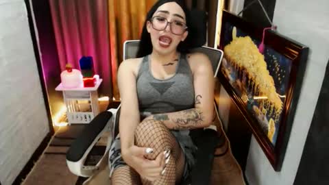 yassiered online show from 25, 9, 2025