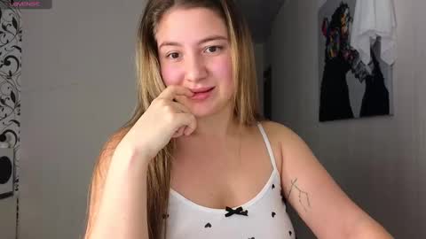 Snapshot of yasyaaa chatting on 7, 1, 2025 Yasyaa online show from 7, 1, 2025