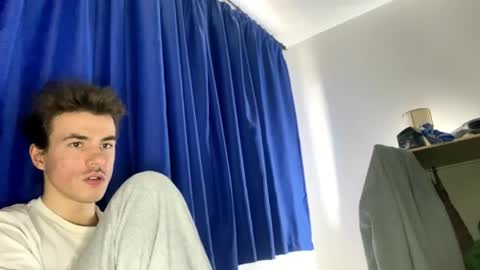 Snapshot of yayay333 chatting on 28, 3, 2026 yayay333 online show from 28, 3, 2026