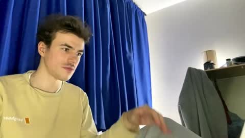 Snapshot of yayay333 chatting on 11, 4, 2026 yayay333 online show from 11, 4, 2026