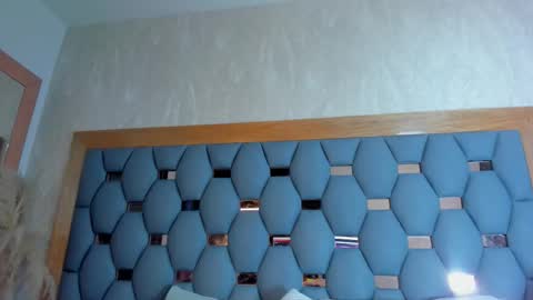 yayi derek  online show from 16, 9, 2025