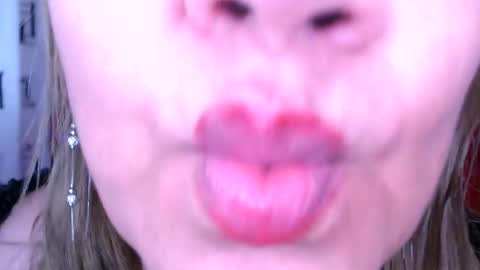 Snapshot of yayita_mature chatting on 25, 12, 2024 yayita online show from 25, 12, 2024