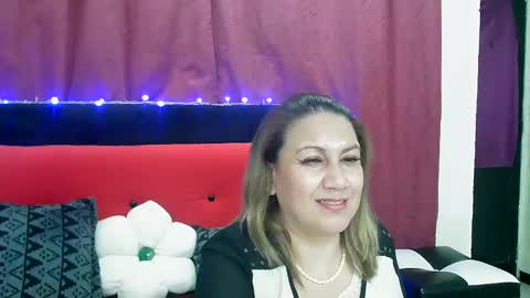 Snapshot of yayita_mature chatting on 6, 1, 2025 yayita online show from 6, 1, 2025