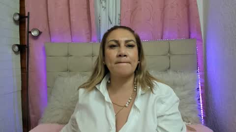 Snapshot of yayita_mature chatting on 10, 3, 2025 yayita online show from 10, 3, 2025
