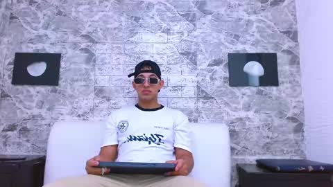 Yeison online show from 12, 11, 2025