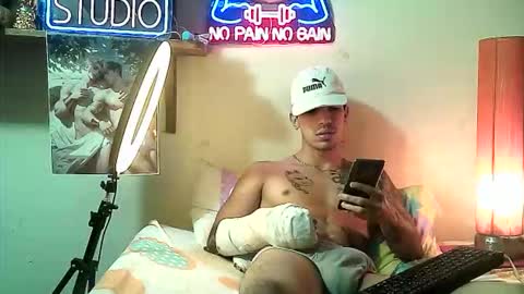 yeisoncastellanos1999 online show from 14, 1, 2026