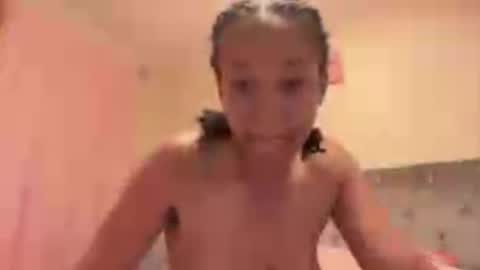 Snapshot of yella_princess chatting on 4, 7, 2026 Yella Princess online show from 4, 7, 2026