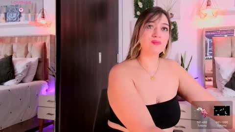 yellow_lily online show from 23, 3, 2026