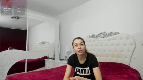 yennefer13 online show from 12, 1, 2026