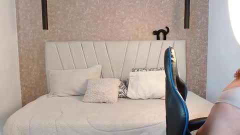 Yera  online show from 17, 9, 2025