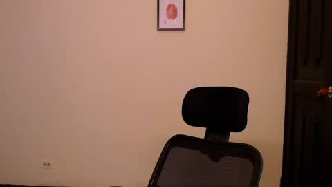 Yeff ind. model  online show from 17, 12, 2024