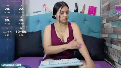 Snapshot of yesamin_stone18 chatting on 16, 7, 2026 yesamin_stone18 online show from 16, 7, 2026