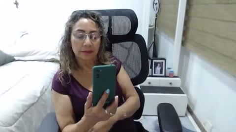 Snapshot of yessilatin chatting on 22, 4, 2026 jessy online show from 22, 4, 2026