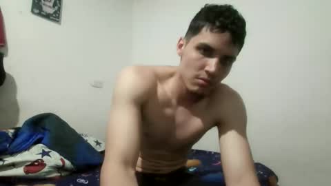 Snapshot of yhoangaga2025 chatting on 17, 5, 2026 yhoangaga2025 online show from 17, 5, 2026