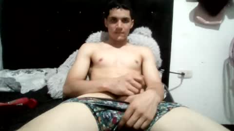 Snapshot of yhoangaga2025 chatting on 26, 6, 2026 yhoangaga2025 online show from 26, 6, 2026