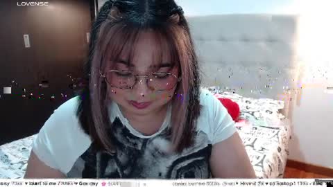 hii i am yini online show from 7, 4, 2026