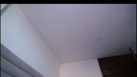 Snapshot of yinn_silver chatting on 7, 7, 2026 Yiny online show from 7, 7, 2026
