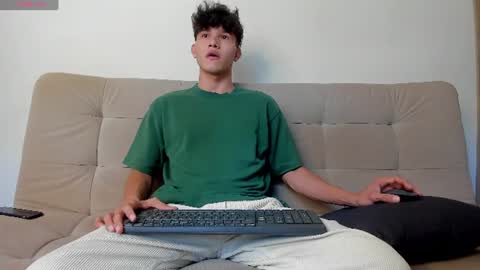 Snapshot of yizus_bonz chatting on 28, 6, 2026 yizus_bonz online show from 28, 6, 2026