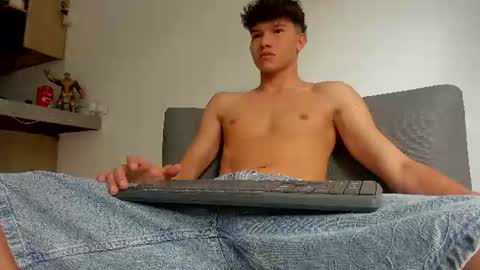 Snapshot of yizus_bonz chatting on 29, 7, 2026 yizus_bonz online show from 29, 7, 2026