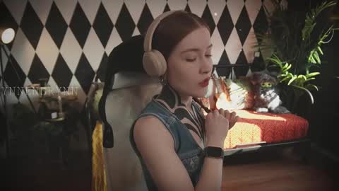 ynnenbrynn online show from 12, 3, 2025