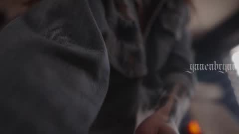 ynnenbrynn online show from 18, 10, 2025