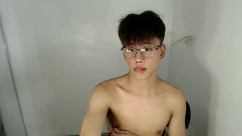 Snapshot of ynotyu chatting on 21, 3, 2026 ynotyu online show from 21, 3, 2026