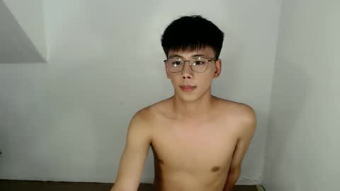 Snapshot of ynotyu chatting on 31, 3, 2026 ynotyu online show from 31, 3, 2026