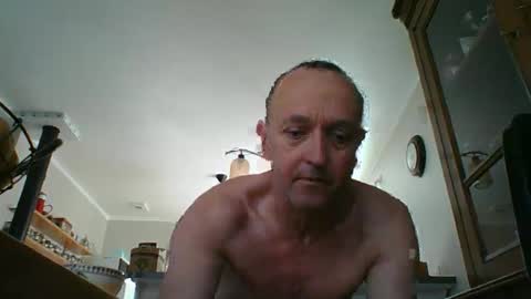 Snapshot of yoannsexmalo chatting on 29, 4, 2026 Yoann online show from 29, 4, 2026
