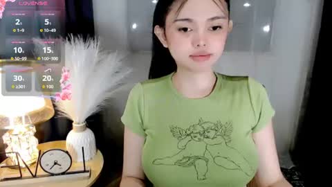 Snapshot of yogirl_abby chatting on 4, 7, 2026 Hi i am Abby i am Filipina Aussie youve ever wanted to meet NOT INTO CHEAP GUY online show from 4, 7, 2026